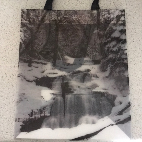 45 Gift bags! - Picture 4 of 16